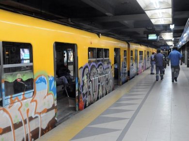 Jornada de paros rotativos en todas las líneas de subterráneos