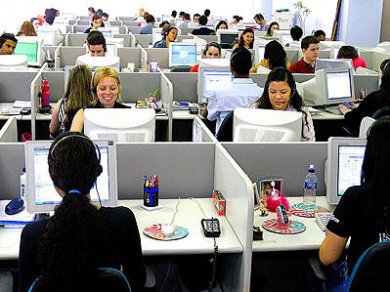 La Legislatura fijó plazos para la resolución de reclamos telefónicos