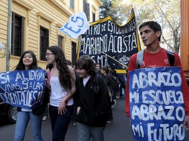 Secundarios: una reforma a contramano de la Historia 