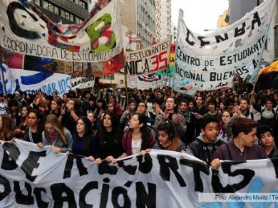 Secundarios en lucha