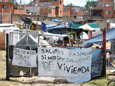 Marcha por la urbanización de las villas porteñas