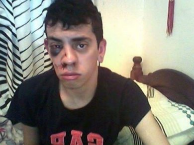 Un joven denunció que lo golpearon por homosexual
