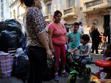Un nuevo desalojo dejó a quince familias en la calle