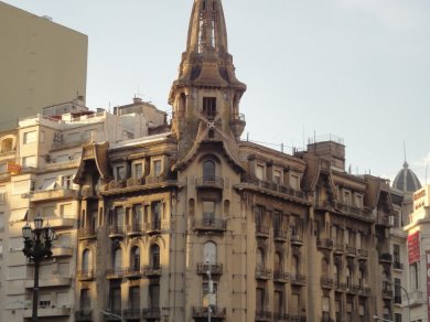 Se aprobó la expropiación de la Confitería El Molino