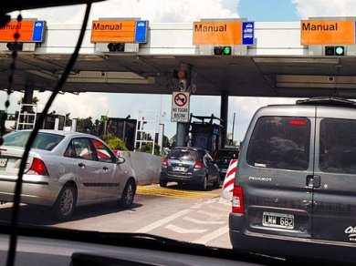 Los peajes porteños aumentan más del 30%