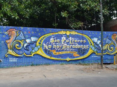 La Boca resiste y propone, también desde las paredes 