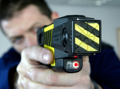 El Observatorio de Derechos Humanos apelará ante la Corte para evitar el uso de las Taser