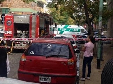 Dos niños murieron en el incendio de un taller clandestino en Floresta