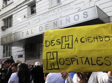 Trabajadores del Gutiérrez en pie de lucha por el desmantelamiento del hospital 