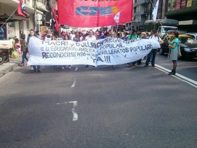 Bachilleratos populares reclamaron a Macri reconocimiento y cobro de salarios y becas