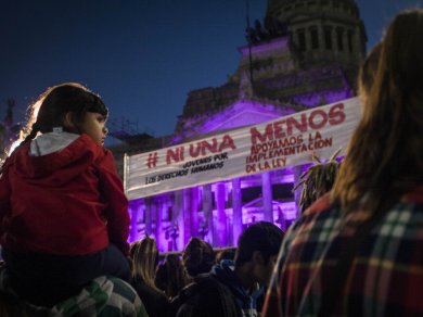 Ni una menos: el grito colectivo vuelve a copar la Plaza de los Dos Congresos