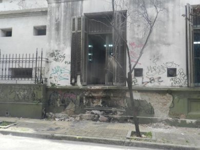 Emergencia edilicia en las escuelas porteñas: el gobierno recortó un 86% el presupuesto en infraestructura