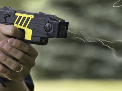 Otra vez las  “neopicanas” Taser en la mira