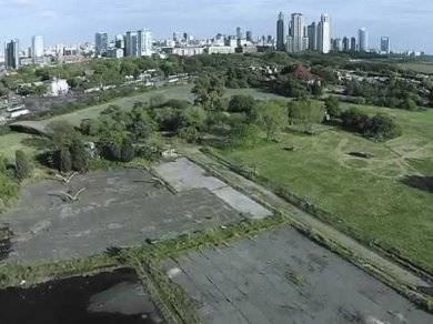 Planean construir torres en la ex Ciudad Deportiva de Boca