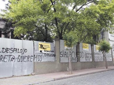 Desalojan a más de 60 familias del ex Padelai