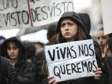 El Gobierno porteño eliminó las Jornadas sobre violencia de género en las escuelas
