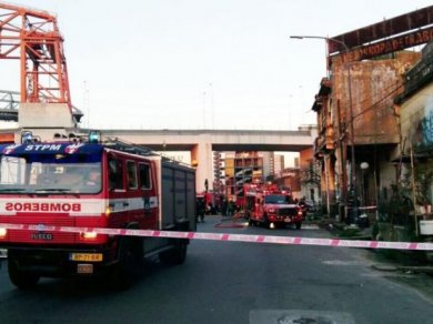 Cuatro personas murieron en un incendio en La Boca