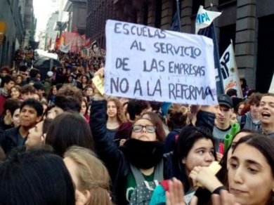 La Legislatura pedirá informes sobre la reforma educativa