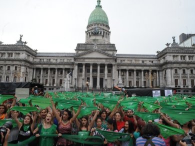 Pañuelazo para exigir Aborto legal, seguro y gratuito