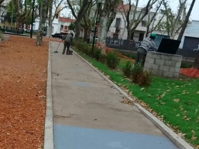 Borraron el símbolo de las Madres de dos plazas de La Boca