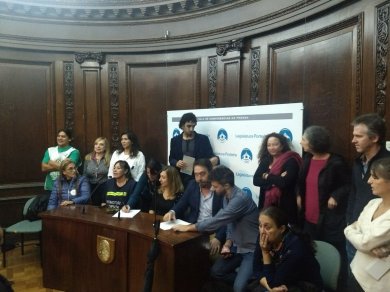 Denuncian presiones a periodistas para apoyar la incineración de residuos  