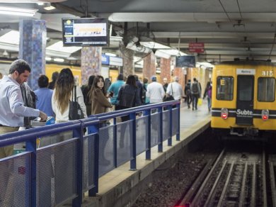 La Justicia frenó el tarifazo en el subte