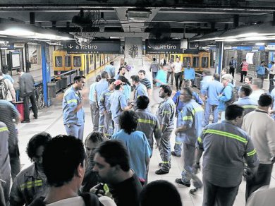 La Justicia ordenó incluir a los metrodelegados en la discusión paritaria