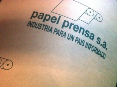 Contra el derecho a la información