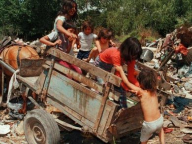 Hay 12,7 millones de personas pobres
