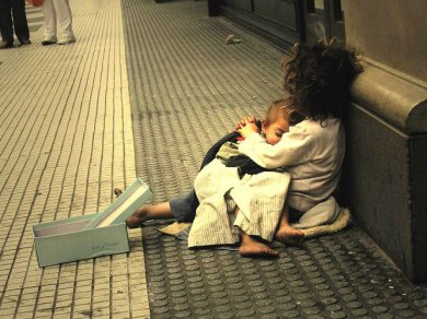 7251 personas viven en la calle en la ciudad