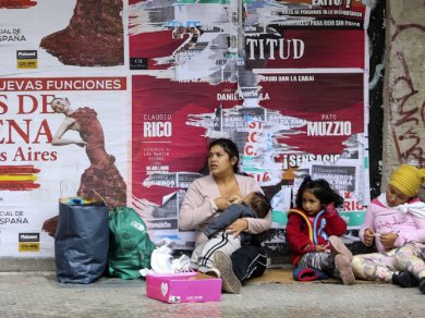 La canasta básica subió el 60 por ciento en un año