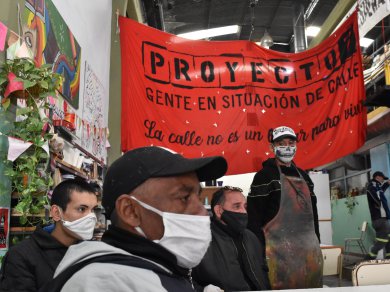 Donde siempre hay lugar para une más